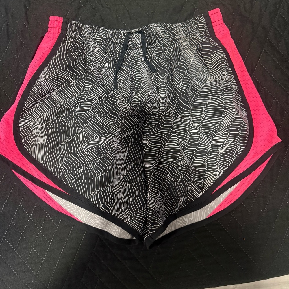 Nike Women's Black and Pink Athletic Shorts